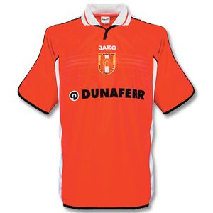 Jako Dunaferr home 02/03