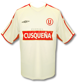 Umbro Universitario home 05/06