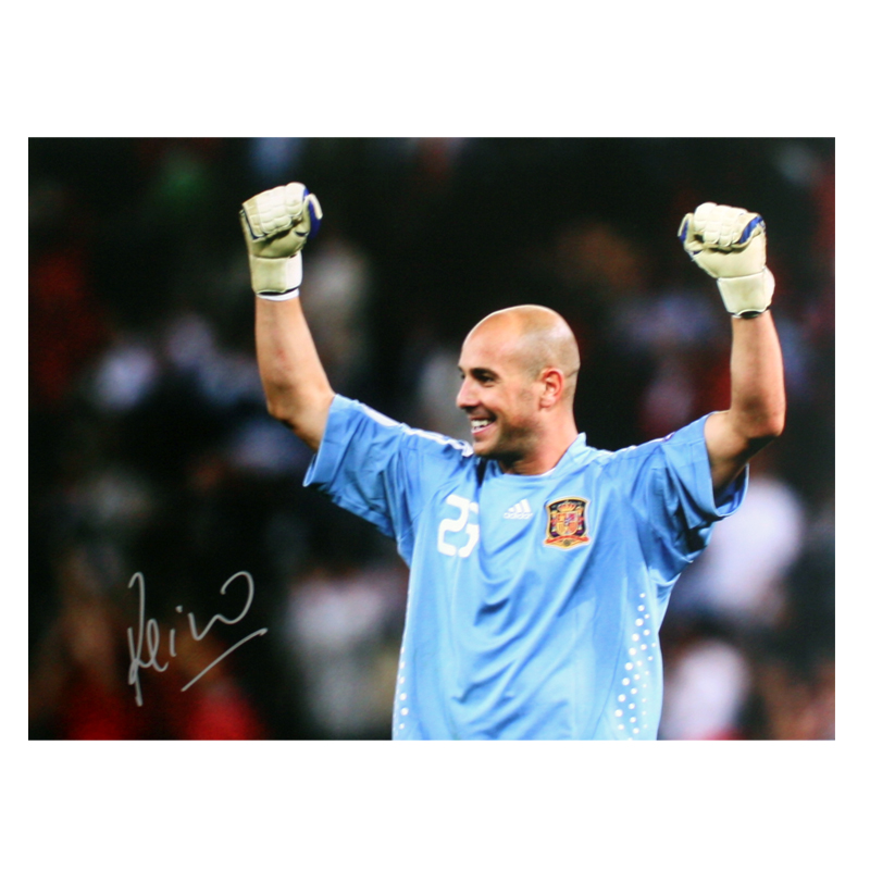 Reina Signed Photo: Celebrating Euro 2008 Spain Victory