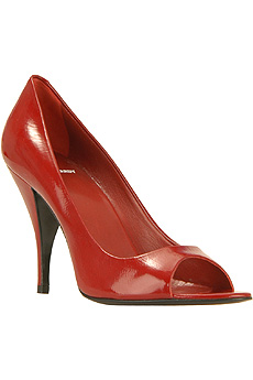 Patent leather peep toe pumps