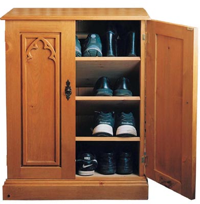 SHOE CUPBOARD GOTHIC