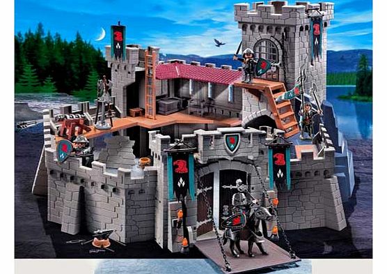 4866 Falcon Knights Castle