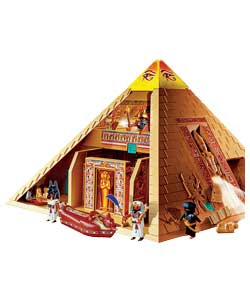 Pyramid/Robbers with Camels