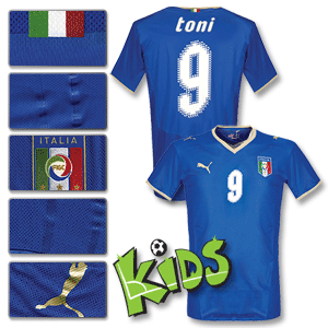 Puma 08-09 Italy Home Shirt Boys   Toni No. 9