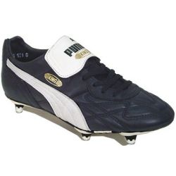 Puma King Pro SG. Classic Football Boot