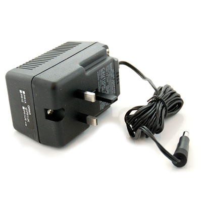 Quantum PR1UK Mains Charger