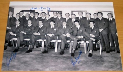 RARE ENGLAND 1966 A4 TEAM PHOTOGRAPH SIGNED BY 3