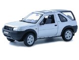 RC2 Ertl - 1:18 Scale Freelander Silver