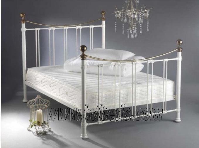 Charlotte 4ft 6 Double Metal Bedstead