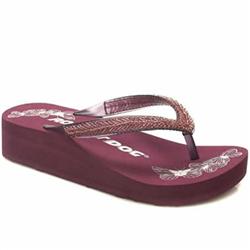 Female Daydream Manmade Upper Flat Sandals in Purple