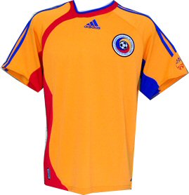 Adidas Romania home 06/07