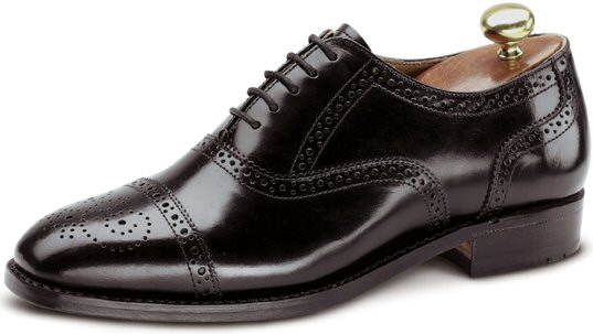 Samuel Windsor Classic Brogue: Black