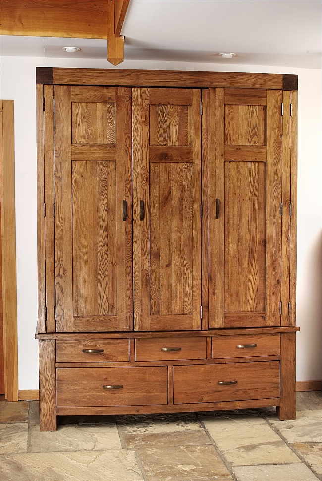 santana Reclaimed Oak Triple Wardrobe