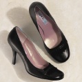 SHOE CO strudel fringe detail court shoe