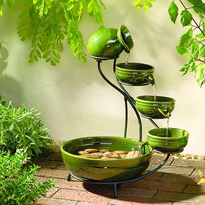 Smart Solar Cascade (Green) Water Feature