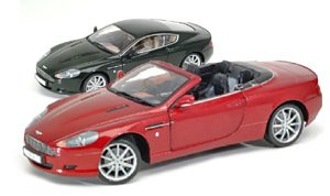 Solido Die-cast Model Aston Martin DB9 Volante (1:18 scale in Red)