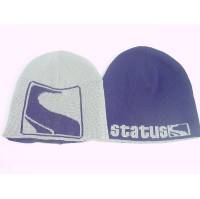 Status REVERSABLE BEANIE