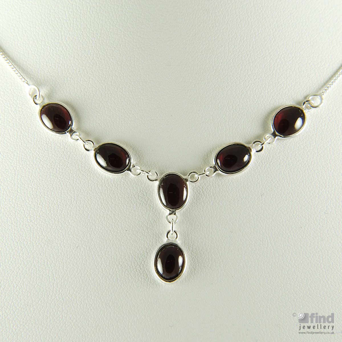 Silver Garnet Cabochon Necklace