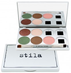Stila REFILLABLE 8 PAN COMPACT