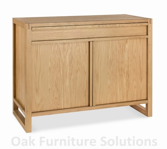 Studio Oak Narrow Sideboard with keyboard drawer