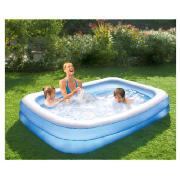 Deluxe Family Pool