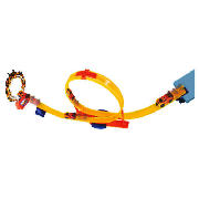 Tesco Phat Wheels Mega Loop Track Set