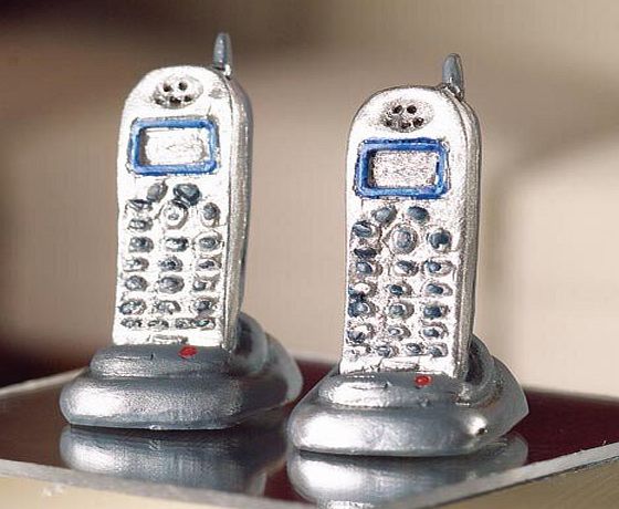 The Dolls House Emporium Cordless Telephones, 2 pcs