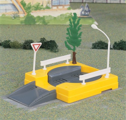 Thomas & Friends Motor Road & Rail Accessories: Road Turntable