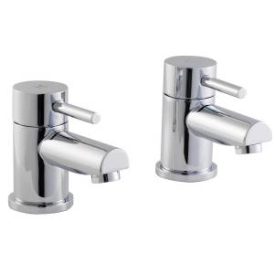 Trueshopping Pair Chrome Lever Basin Taps 1/4