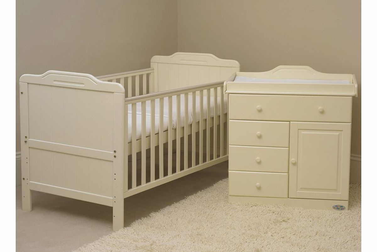 Alexia Vanilla 2 Piece Roomset