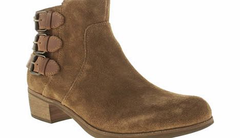 ugg australia Tan Ugg Volta Boots