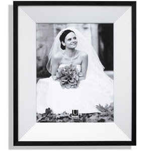 Umbra Madison Black 11 x 14 Photo Frame