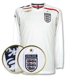 Umbro 07-09 England Home L/S Shirt   Terry No. 6