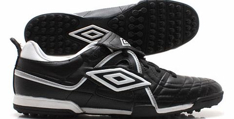 Umbro Speciali Premier Turf Football Trainer