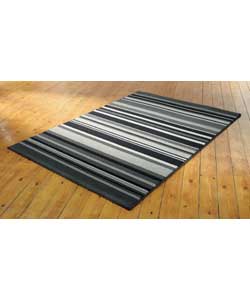 Heavy weight twist pile olefin fibre rug.Ends folded and edges bound.Easy care - surface shampoo