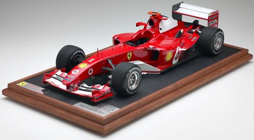 A simply superb 1:8 Scale replica of Michael Schum