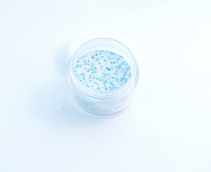 Powder glitter flakes to make fantastic nail art designs.