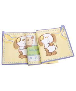 140 x 130. Outer face: 71% polyester, 29% cotton. Outer back: 65% polyester, 35% cotton. Filling
