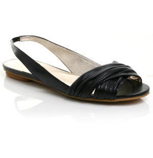 Peep-toe sling back shoes featuring bagged cross over straps. The Asimple flats are perfect for work