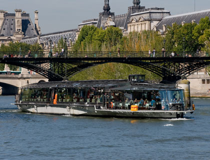 Unbranded Bateaux Parisiens Lunch Cruise