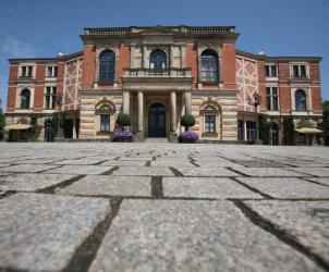 Unbranded Bayreuther Festspiele / Tristan und Isolde