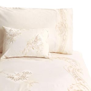 Chrysanthemum Duvet Cover- King-Size- Oyster