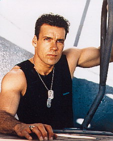 David James Elliott photo