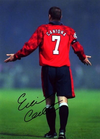 Eric Cantona has signed this superb glossy colour photograph in black pen. Certificate Of