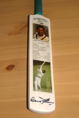 GARFIELD SOBERS SIGNED SPECIAL EDITION MINI BAT