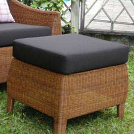 The Havana Range of synthetic rattan outdoor furniture is made using a sturdy aluminium frame ensuri