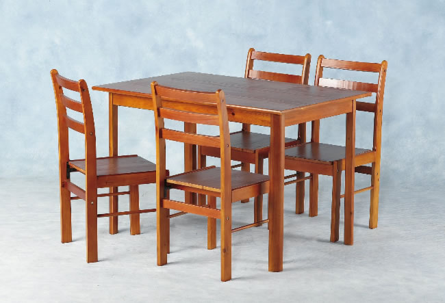 Huntley dining set