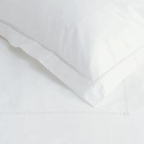 Juliette Duvet Cover- White- Super Kingsize