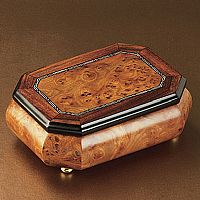 Musical jewellery box with matt finish and mirror