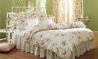 Nasrin Bedding